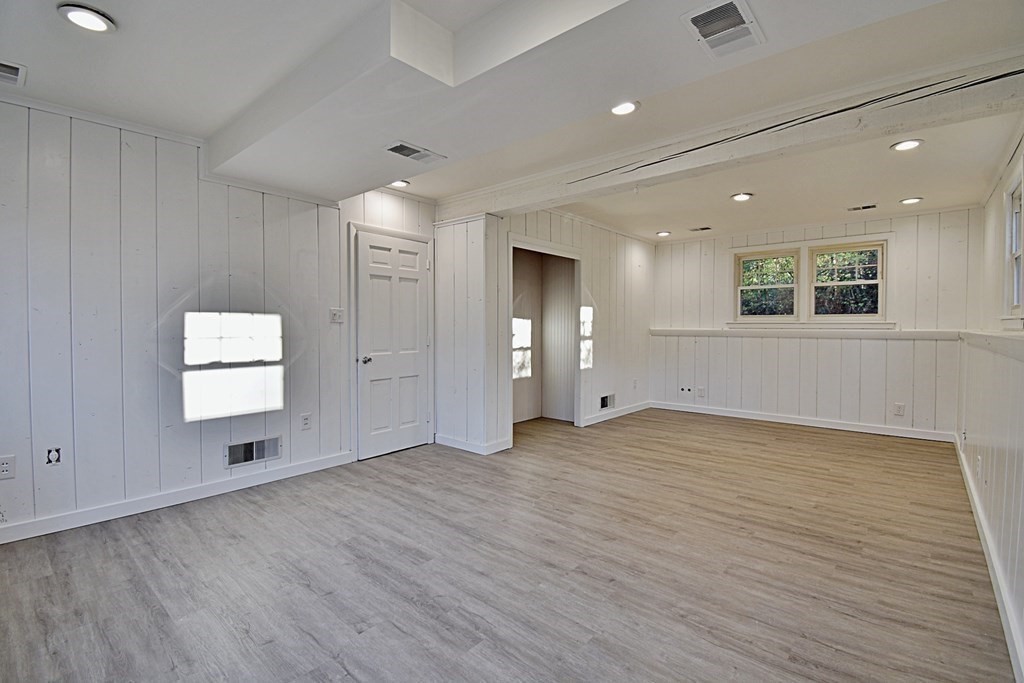 93 Warren Road Ashland, MA 01721 - Photo 8 of 38 Gallery Image 8