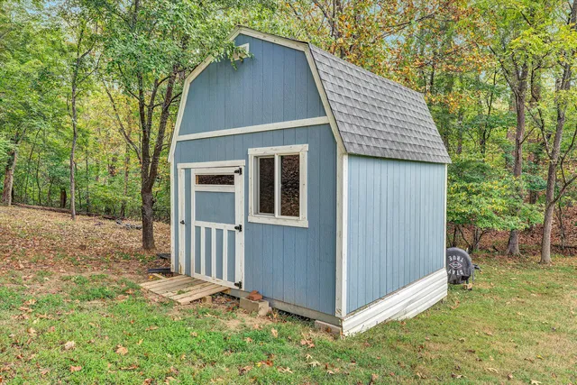 $549,950 | 407 Brookledge Drive, Vinton, VA 24179