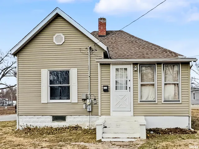 $75,000 | 1005 West Stotlar Street, Herrin, IL 62948