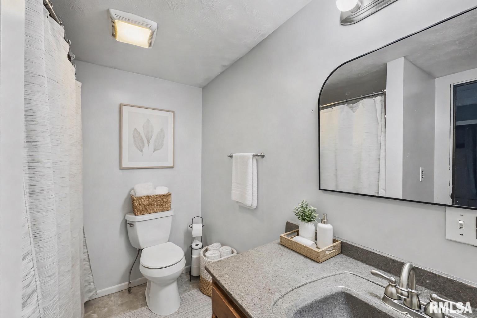 1005 West Stotlar Street Herrin, IL 62948 - Photo 20 of 28