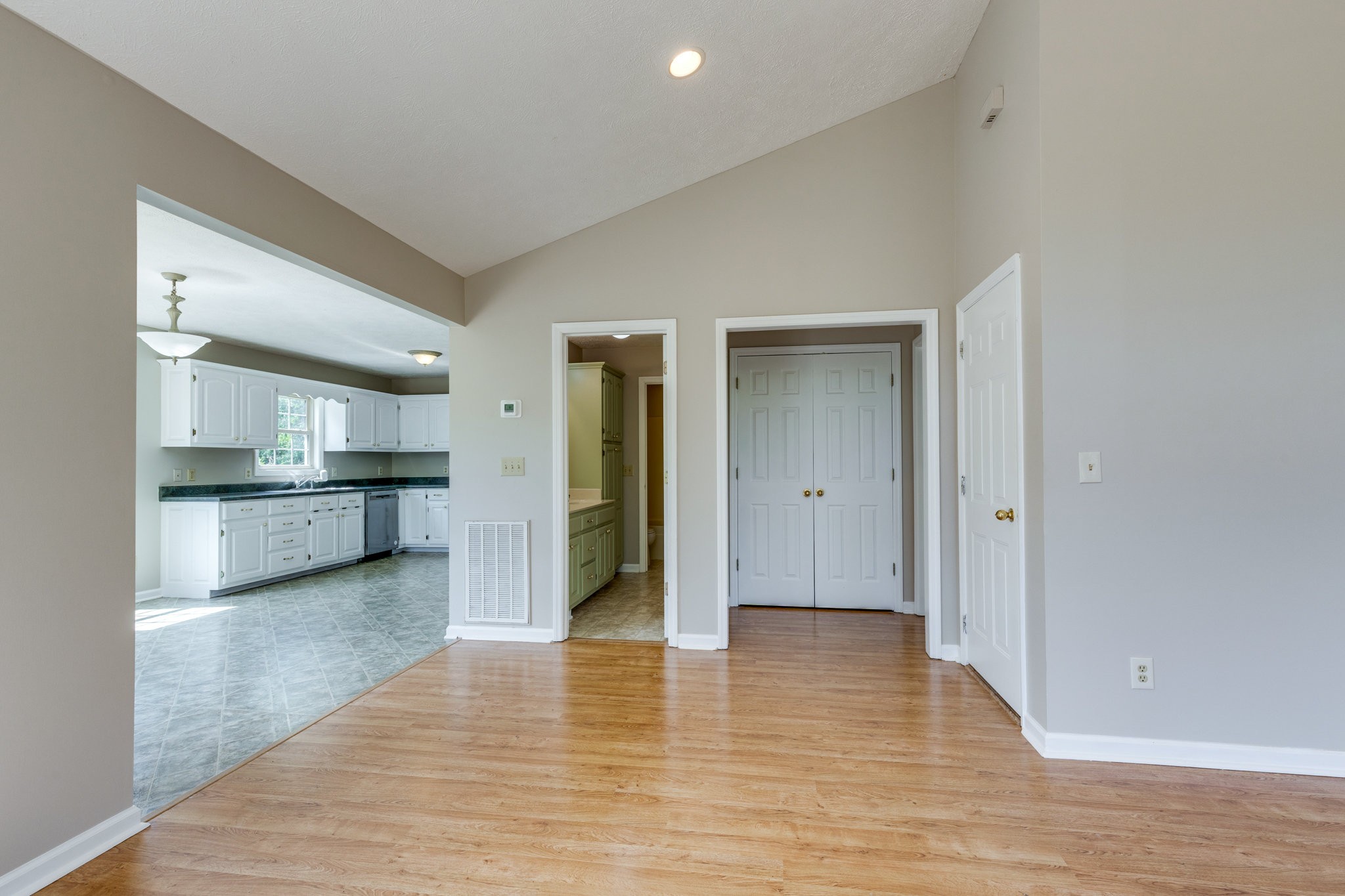 424 Charles McClearen Road Hohenwald, TN 38462 - Photo 18 of 80