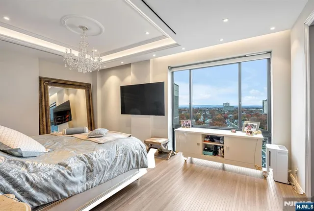 $2,888,000 | 1512 Palisade Avenue, Unit 20ARPH, Fort Lee, NJ 07024