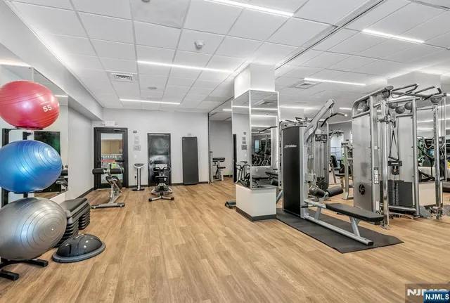 $2,888,000 | 1512 Palisade Avenue, Unit 20ARPH, Fort Lee, NJ 07024