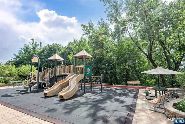 $2,888,000 | 1512 Palisade Avenue, Unit 20ARPH, Fort Lee, NJ 07024