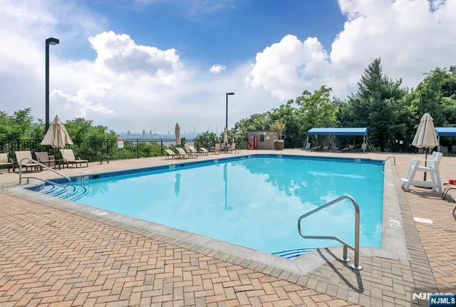 $2,888,000 | 1512 Palisade Avenue, Unit 20ARPH, Fort Lee, NJ 07024