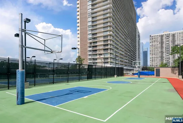 $2,888,000 | 1512 Palisade Avenue, Unit 20ARPH, Fort Lee, NJ 07024