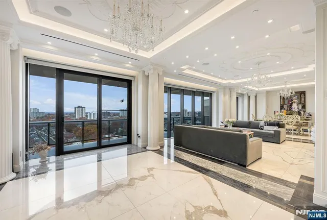 $2,888,000 | 1512 Palisade Avenue, Unit 20ARPH, Fort Lee, NJ 07024