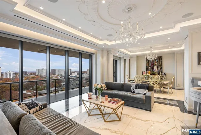 $2,888,000 | 1512 Palisade Avenue, Unit 20ARPH, Fort Lee, NJ 07024