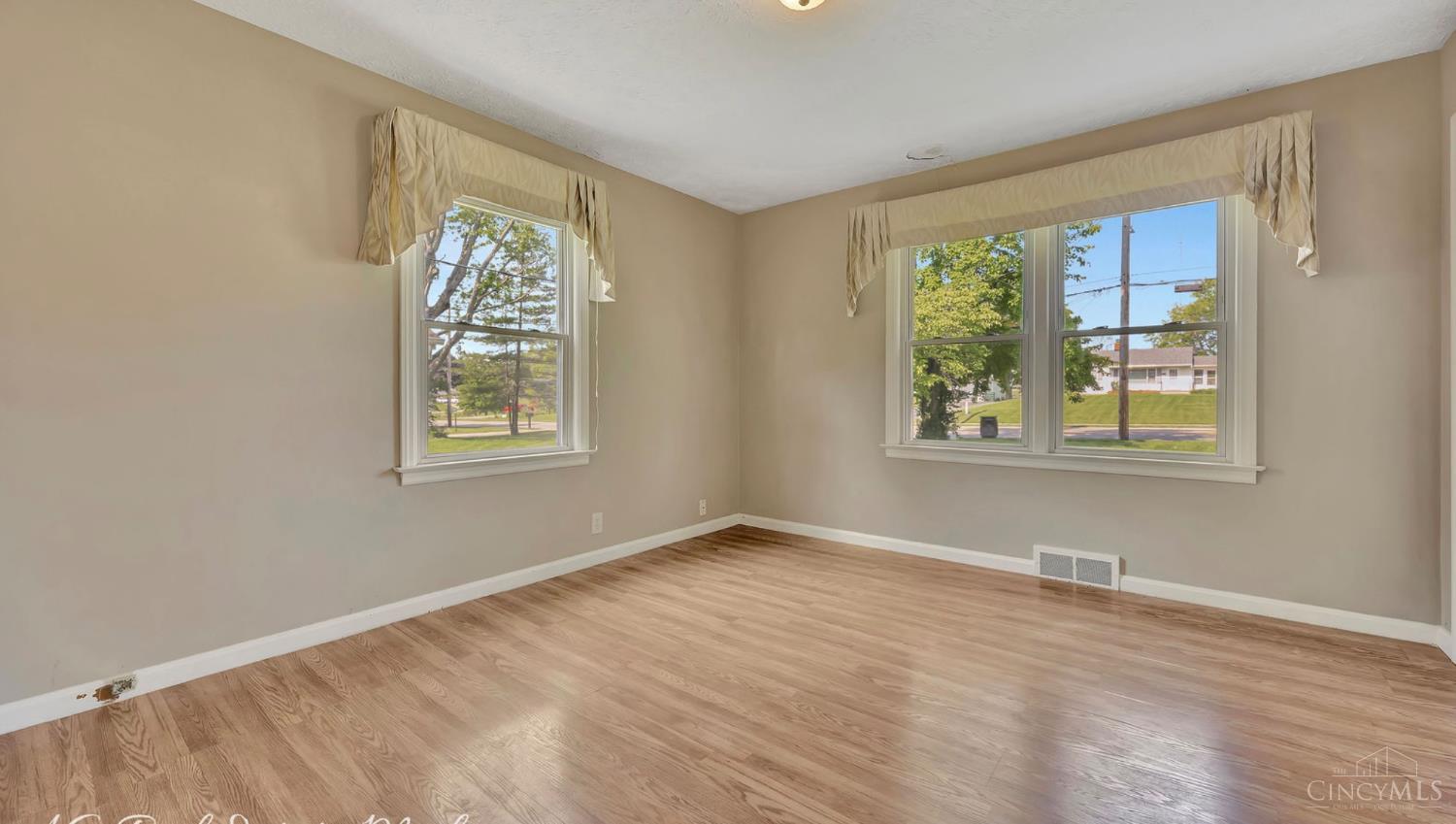 219 Marshall Road Middletown, OH 45042 - Photo 14 of 26 Gallery Image 14