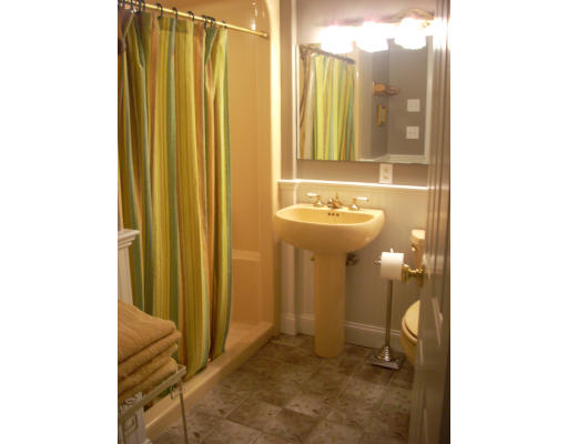 131 Newport Road Hull, MA 02045 - Photo 17 of 24 Gallery Image 17
