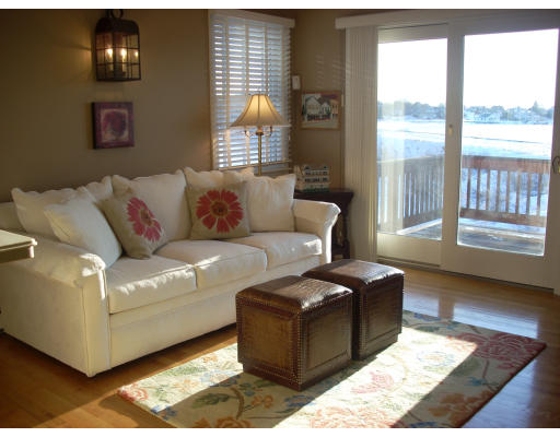 131 Newport Road Hull, MA 02045 - Photo 7 of 24 Gallery Image 7
