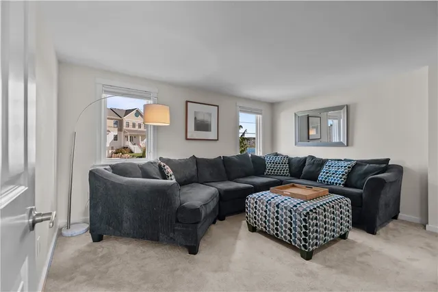 $3,000,000 | 1350 Anthony Road, Portsmouth, RI 02871