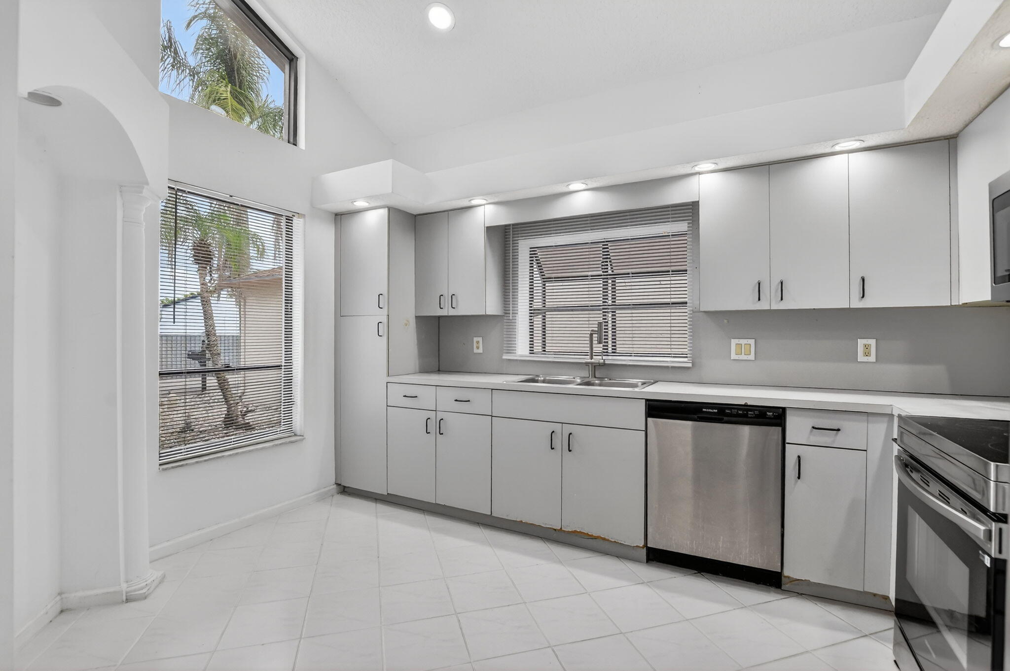 8706 Kimble Way Boca Raton, FL 33433 - Photo 15 of 59 14-web-or-mls-DSC_0179