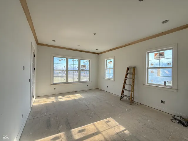 $899,000 | 1713 Deer Creek Way, Columbus, IN 47201