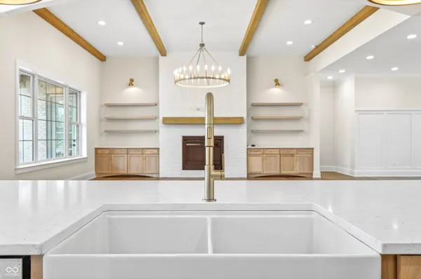 $899,000 | 1713 Deer Creek Way, Columbus, IN 47201
