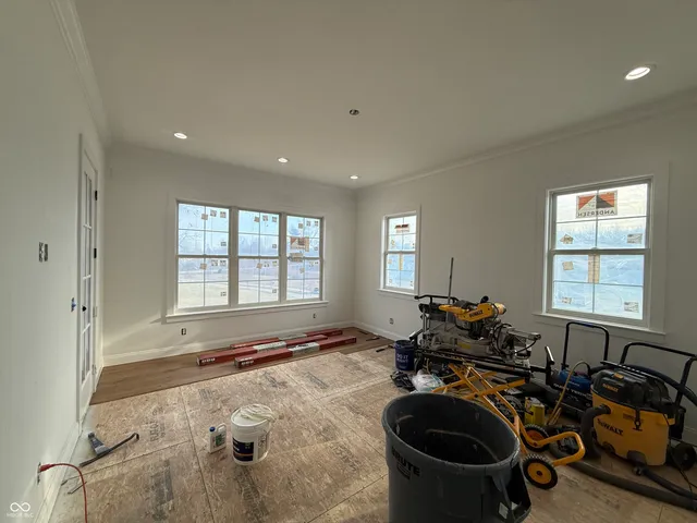 $899,000 | 1713 Deer Creek Way, Columbus, IN 47201