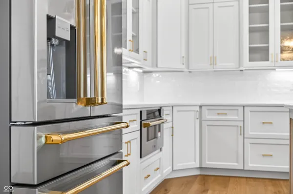 $899,000 | 1713 Deer Creek Way, Columbus, IN 47201