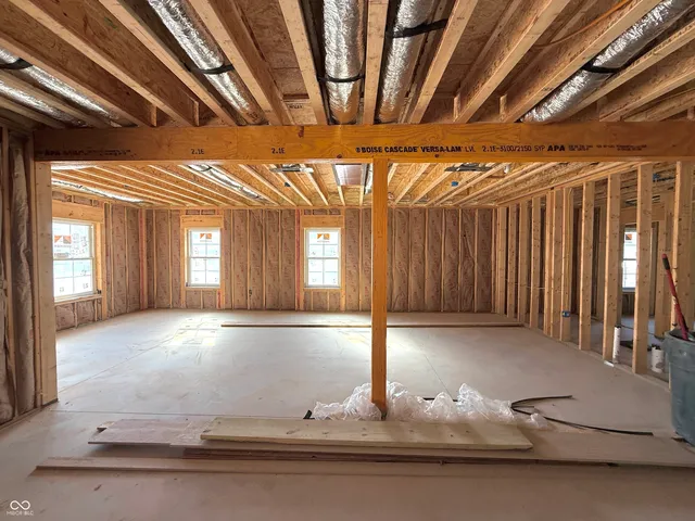 $899,000 | 1713 Deer Creek Way, Columbus, IN 47201