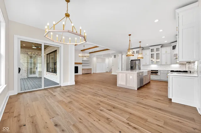 $899,000 | 1713 Deer Creek Way, Columbus, IN 47201