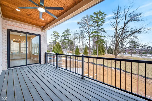 $899,000 | 1713 Deer Creek Way, Columbus, IN 47201