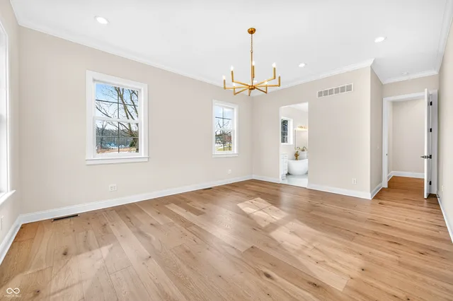 $899,000 | 1713 Deer Creek Way, Columbus, IN 47201