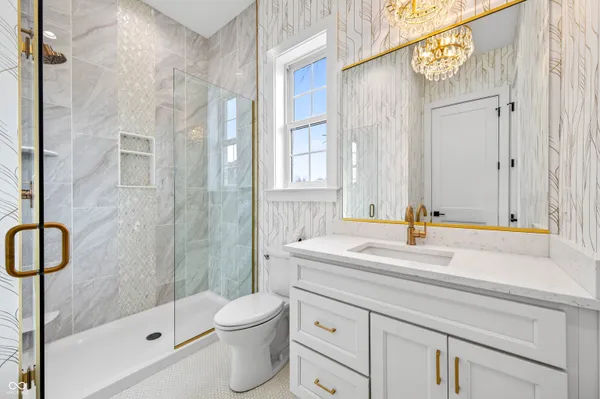 $899,000 | 1713 Deer Creek Way, Columbus, IN 47201