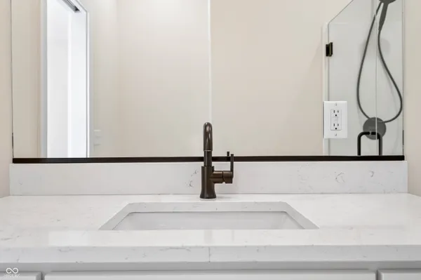 $899,000 | 1713 Deer Creek Way, Columbus, IN 47201