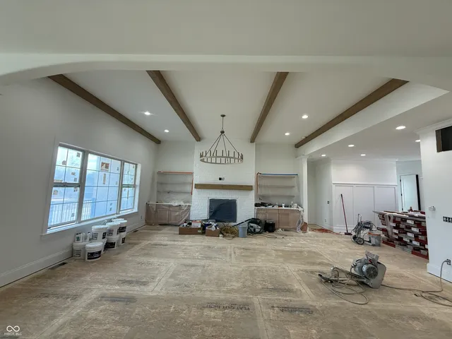 $899,000 | 1713 Deer Creek Way, Columbus, IN 47201