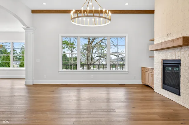 $899,000 | 1713 Deer Creek Way, Columbus, IN 47201