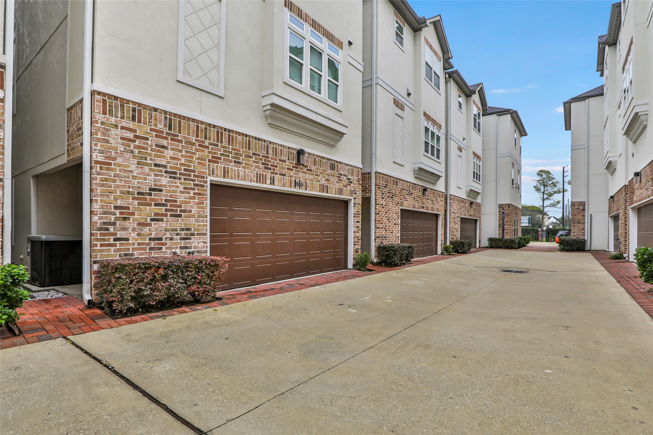 2810 Princeton Street Houston, TX 77009 - Photo 5 of 31 a front view of a building with a road