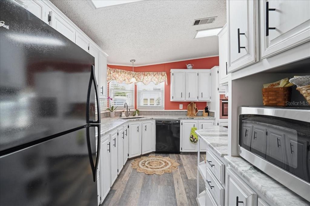 1001 Starkey Road, Unit 282 Largo, FL 33771 - Photo 8 of 38