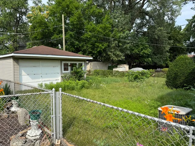 $175,000 | 8114 South Anthony Avenue, Chicago, IL 60617