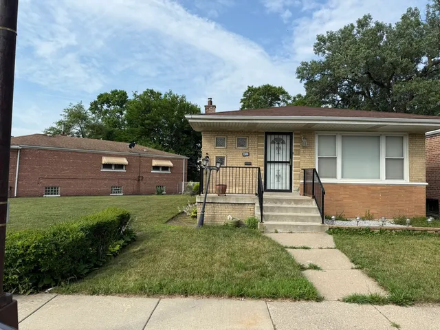 $175,000 | 8114 South Anthony Avenue, Chicago, IL 60617