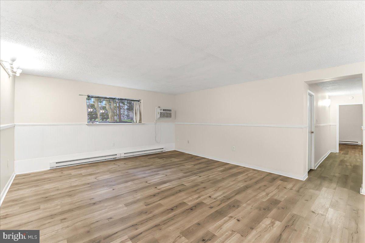 400 Glendale Road, Unit G13 Havertown, PA 19083 - Photo 8 of 26 Gallery Image 8