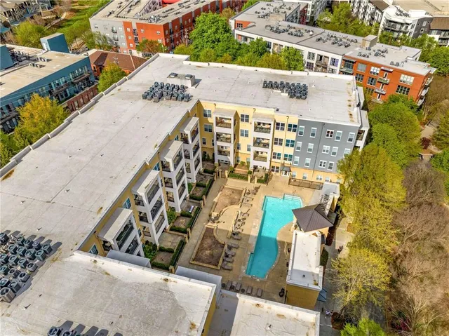 $350,000 | 870 Inman Vlg Parkway, Unit 305, Atlanta, GA 30307