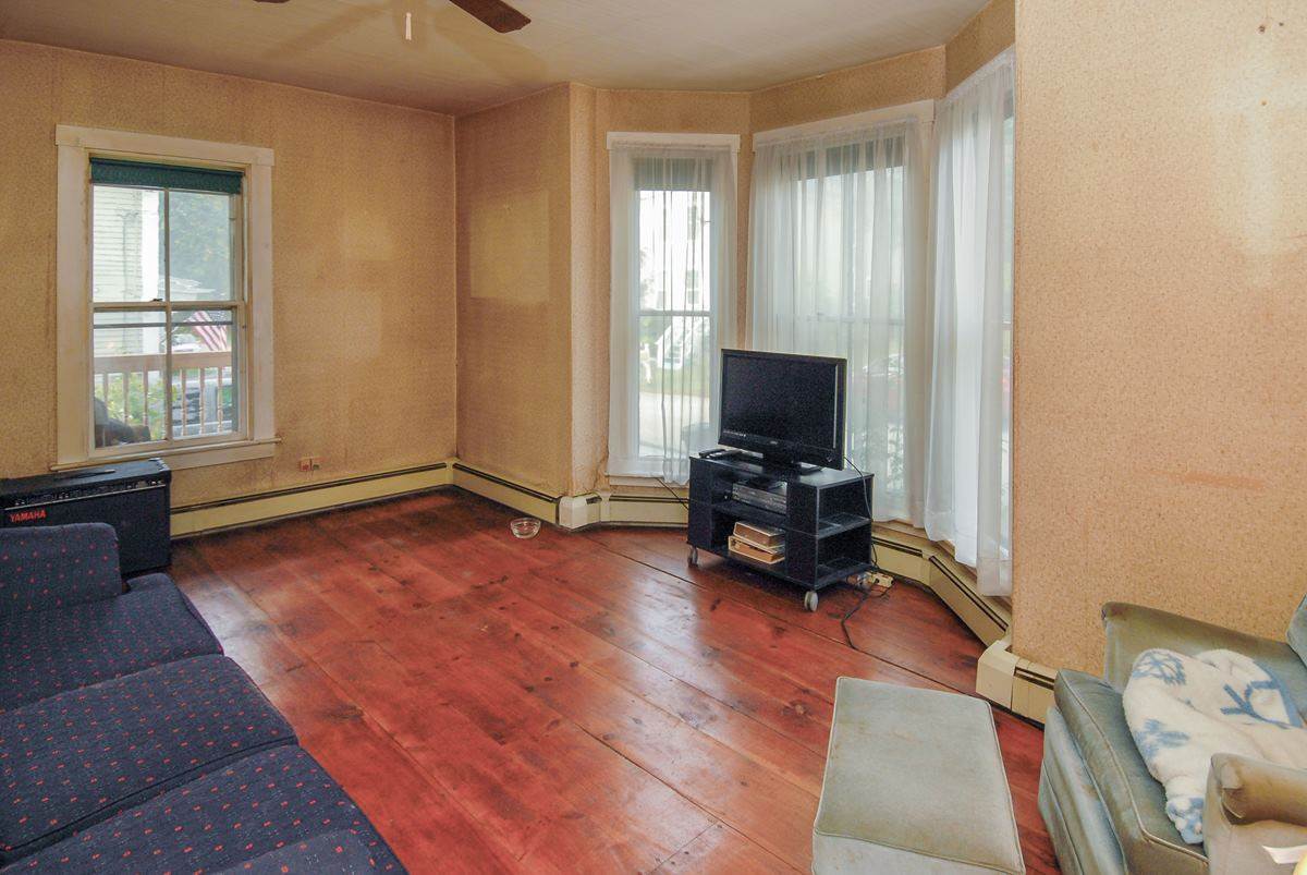 3 Maple Street Newfields, NH 03856 - Photo 9 of 24