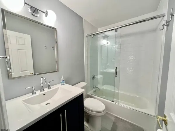 $10,000 | 24 Ocean Drive West, Brigantine, NJ 08203