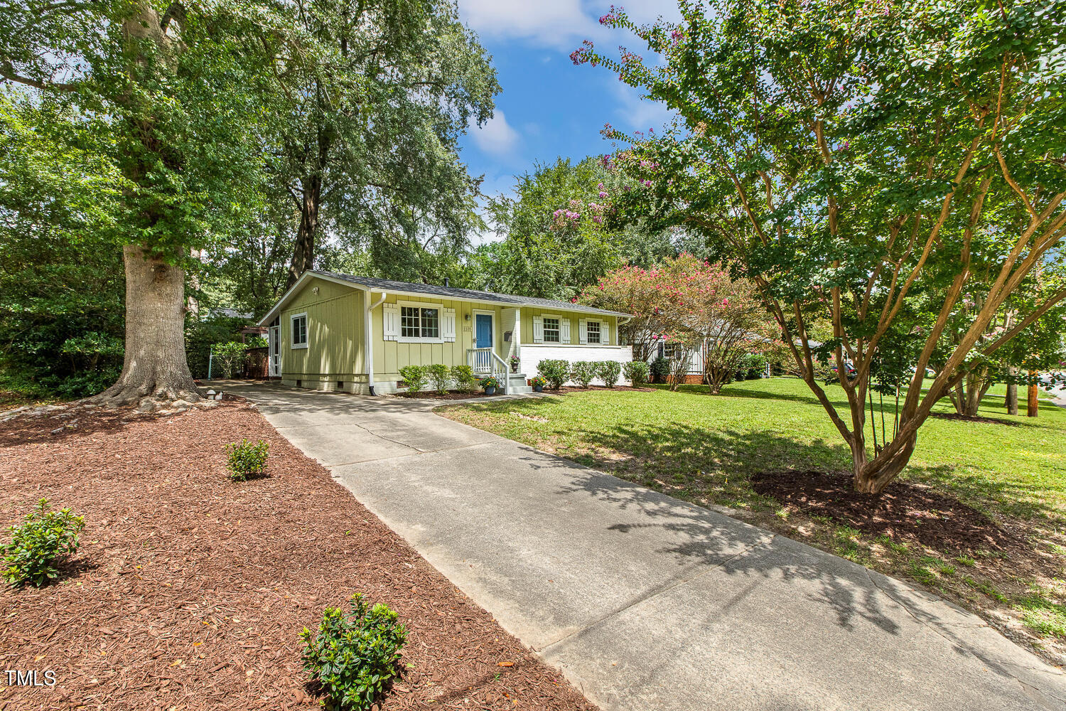 1105 Culpepper Lane Raleigh, NC 27610 - Photo 4 of 46 1105 Culpepper Ln Raleigh NC-large-004-0