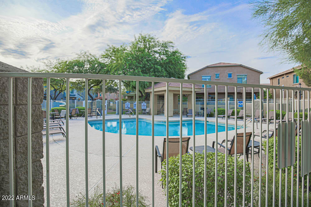 2150 East Bell Road, Unit 1003 Phoenix, AZ 85022 - Photo 17 of 27 2150 E BELL RD Unit #1003 Phoenix AZ 850