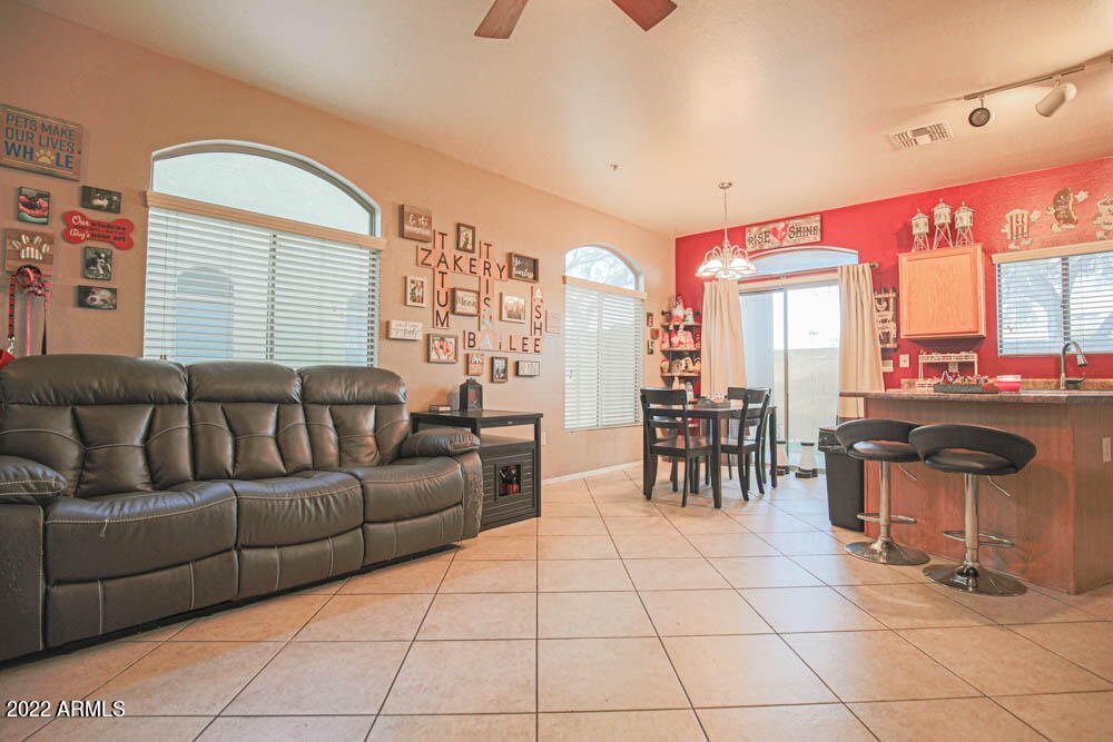 2150 East Bell Road, Unit 1003 Phoenix, AZ 85022 - Photo 3 of 27 2150 E BELL RD Unit #1003 Phoenix AZ 850