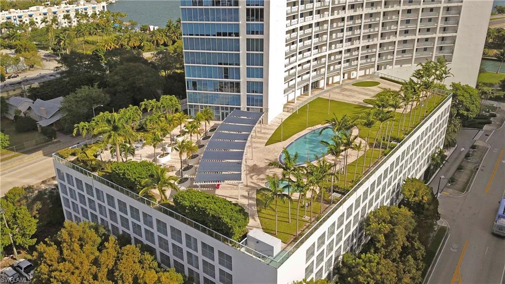 601 Northeast 36th Street, Unit 712 Miami, FL 33137 - Photo 7 of 28 a view of a balcony