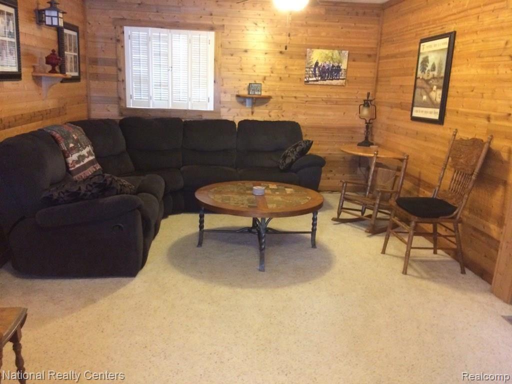 1588 Mull Road Tipton, MI 49287 - Photo 21 of 28 large living room