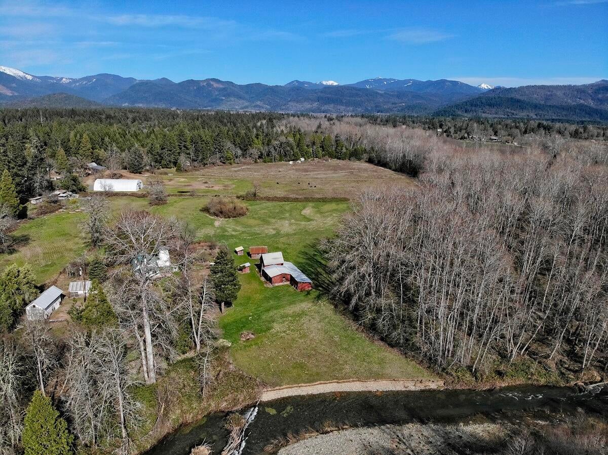 3351 Holland Loop Road Cave Junction, OR 97523 - Photo 3 of 48 26AC28FC-8B1D-4D96-954E-FB290288A0ED