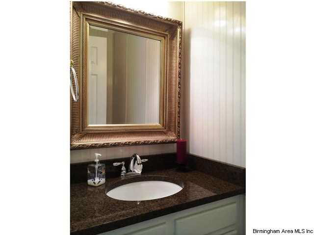 930 5th Court Northwest Alabaster, AL 35007 - Photo 20 of 32