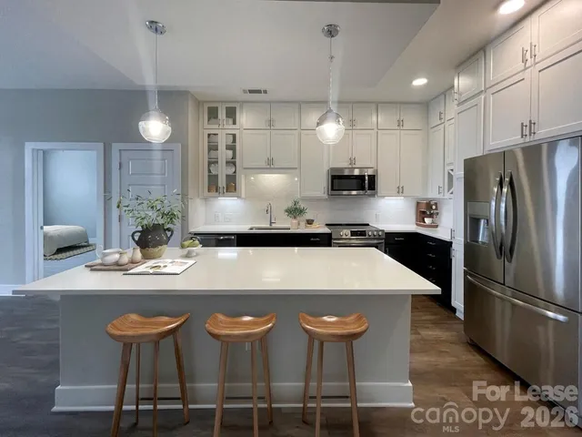 $4,118 | 500 West Trade Street, Unit C2 T, Charlotte, NC 28202