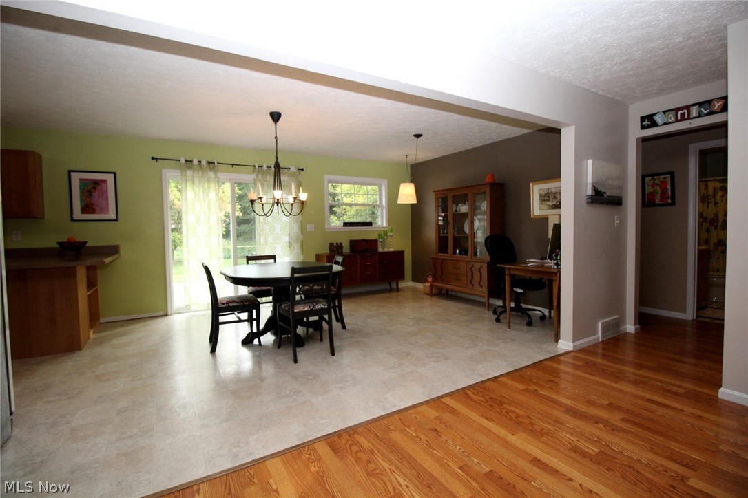 4862 Hayes Road Ravenna, OH 44266 - Photo 4 of 26 Gallery Image 4
