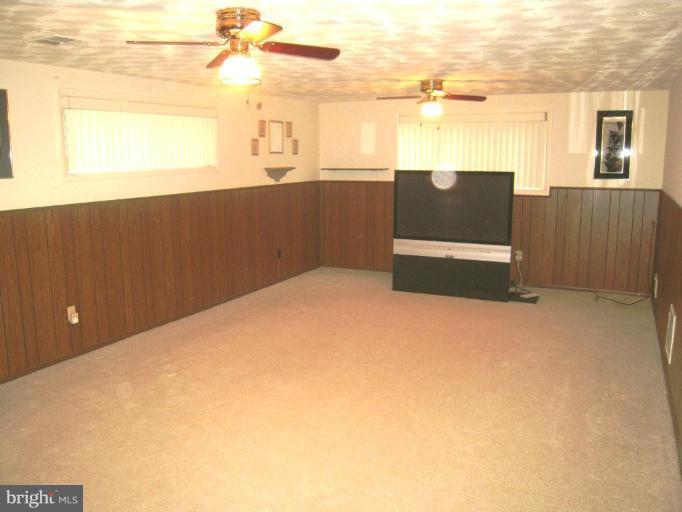 2207 Coleridge Drive Silver Spring, MD 20910 - Photo 7 of 13 Family Room