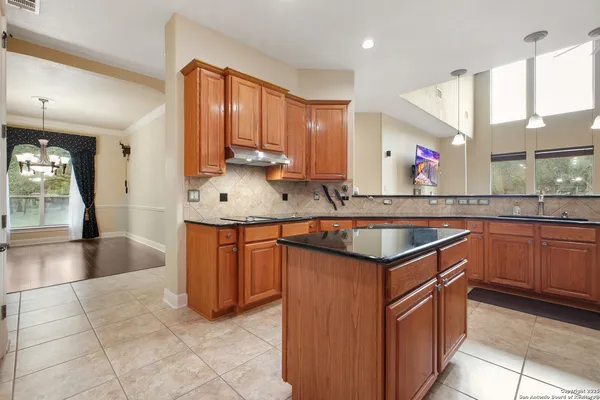 $778,500 | 954 Santa Cruz Lane, New Braunfels, TX 78132