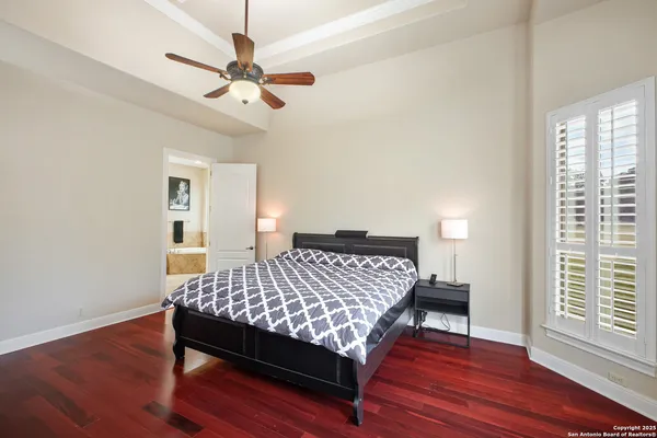 $778,500 | 954 Santa Cruz Lane, New Braunfels, TX 78132