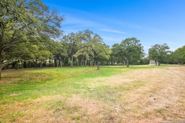 $778,500 | 954 Santa Cruz Lane, New Braunfels, TX 78132